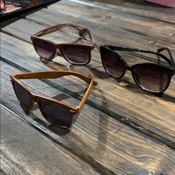 American Eagle Outfitters Accessories - Lot of sunglasses